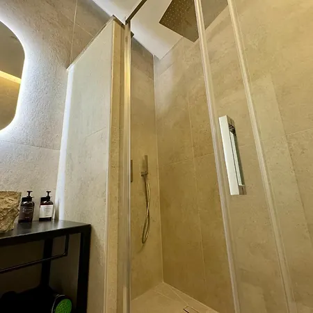 Anno13suites