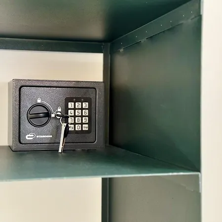 Πανσιόν Anno13suites 4*